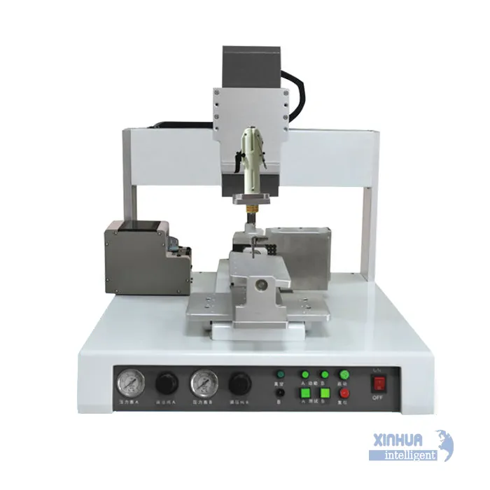 Automatic Screw Driving Machine