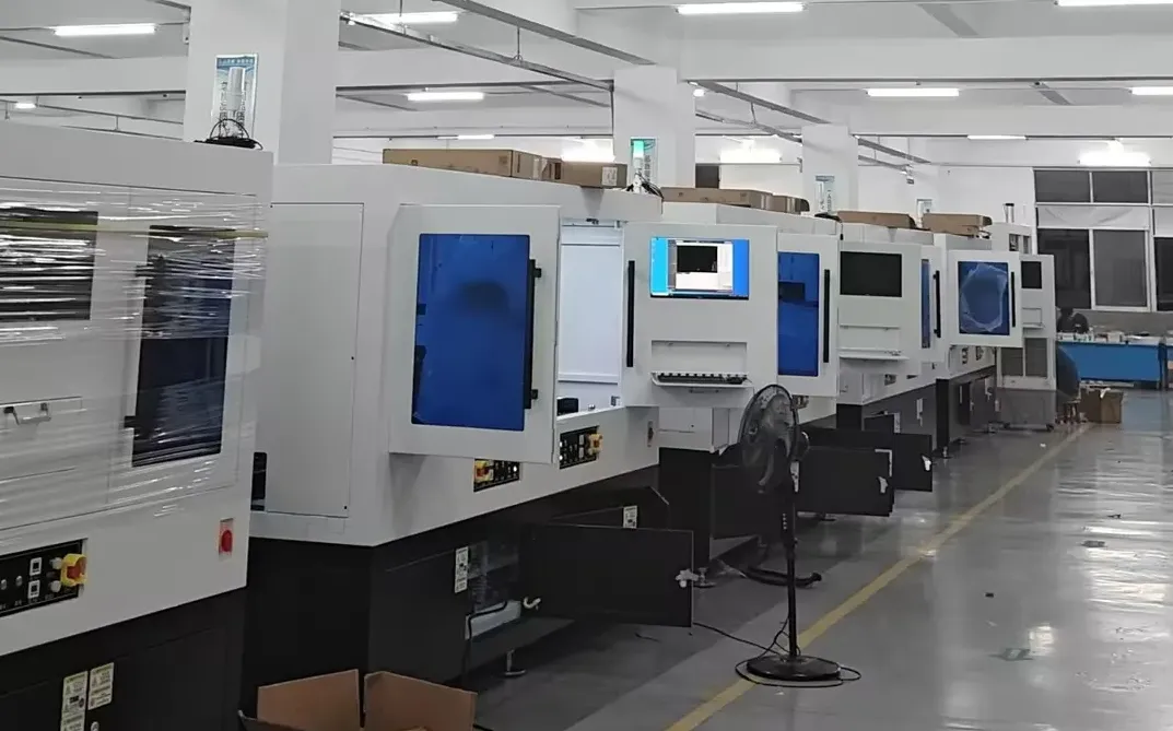 Xinhua Intelligent Dispensing Machine Workshop Scene